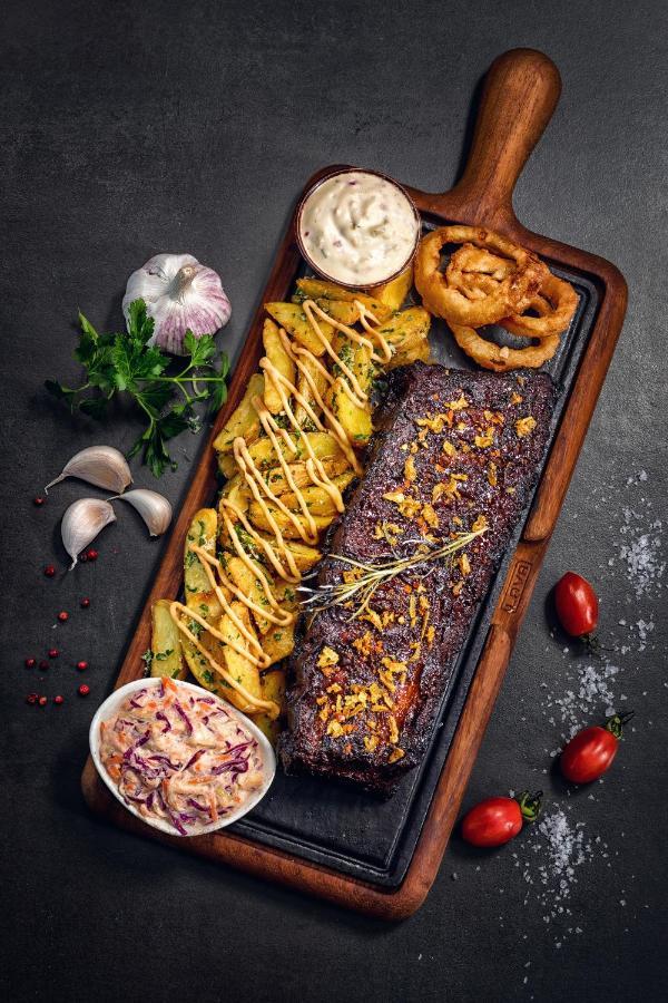 Hotel Nordic Twins & Wellness Rădăuţi 외부 사진
